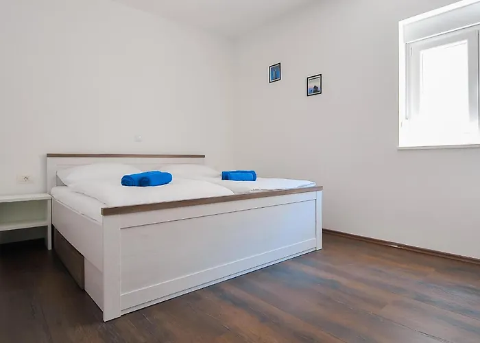 Apartmán 2 Bedroom Lovely In Obrovac